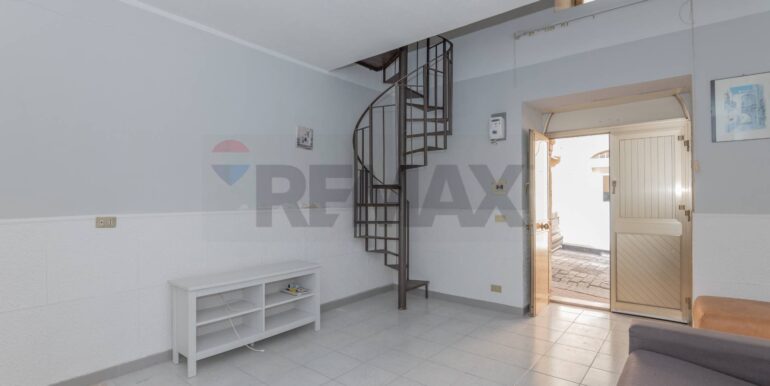 20251110142827-999898-12