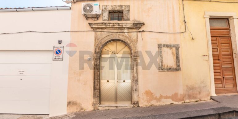 20251110142832-999898-14