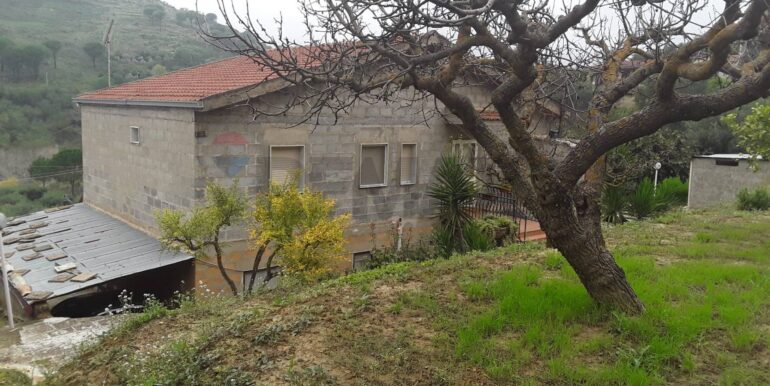 2025111074533-992822-27