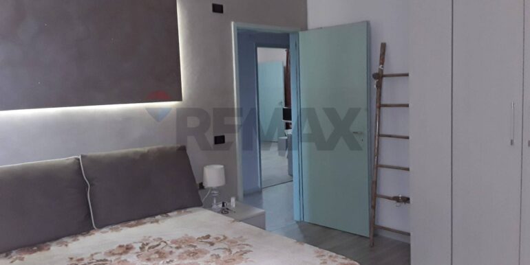 2025111074606-992822-30