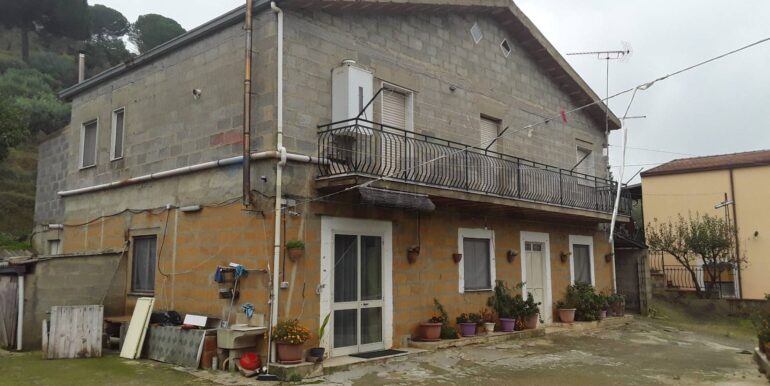 2025111074639-992822-42