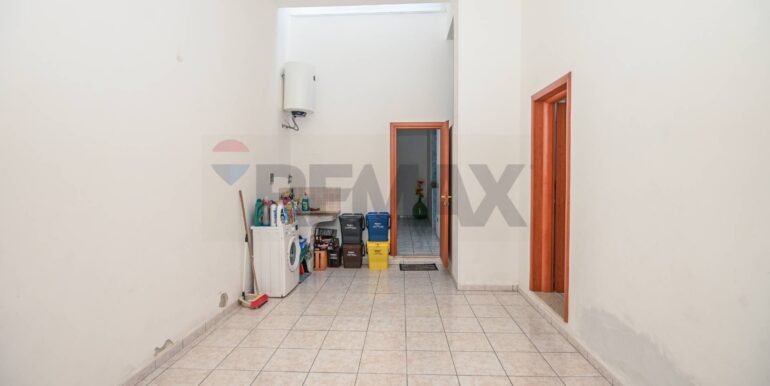 20251111104137-1000057-2