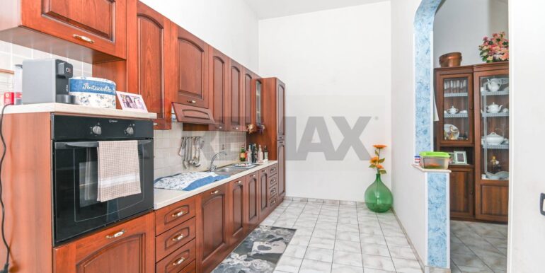 20251111104143-1000057-4