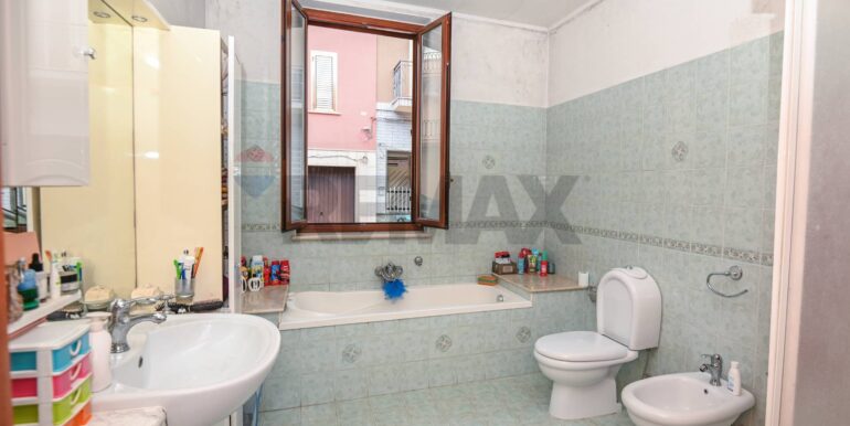 20251111104214-1000057-14