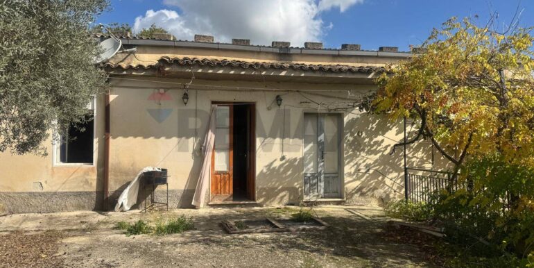 20251111115530-1000087-6