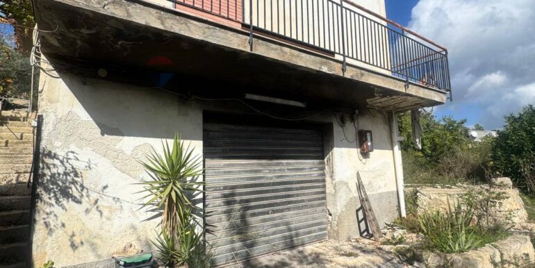 20251111115708-1000087-17