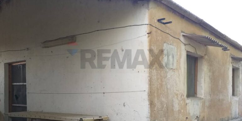 20251111174352-1000222-4