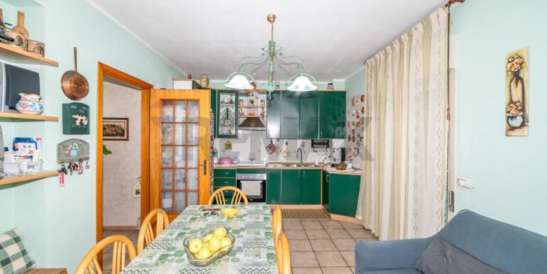 2025111182842-1000033-7