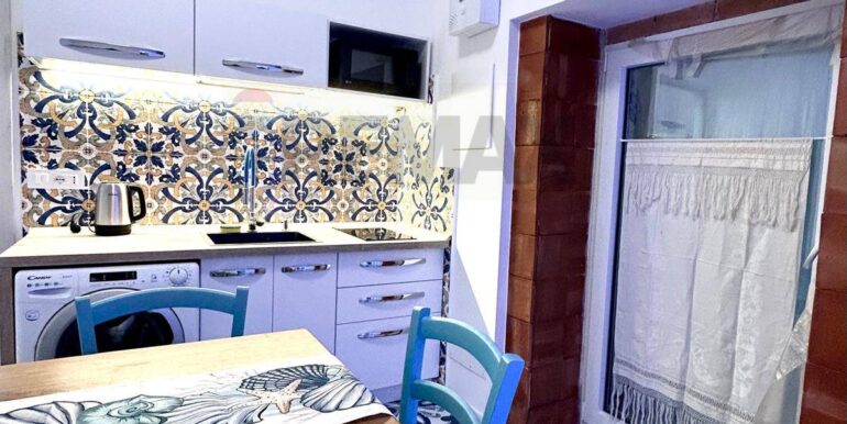 20251112173502-1000433-5