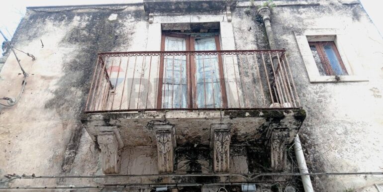 20251113110712-999915-2