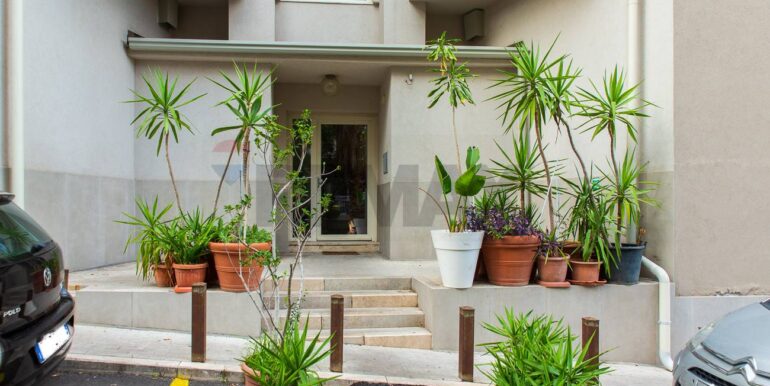 20251113112810-1000105-11