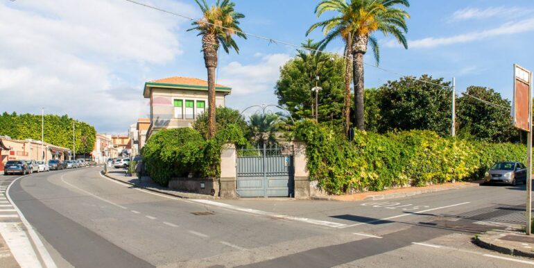 20251113160752-1000310-1