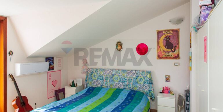 20251113160852-1000310-19