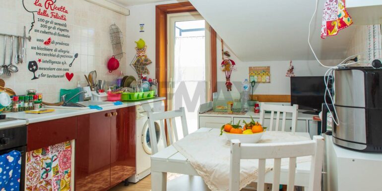 20251113160940-1000310-35