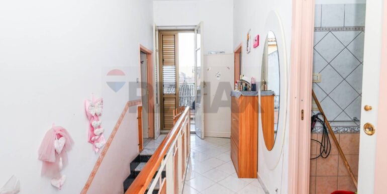 20251113161010-1000611-10