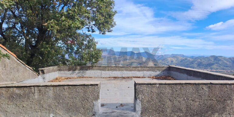 20251113181312-1000664-1