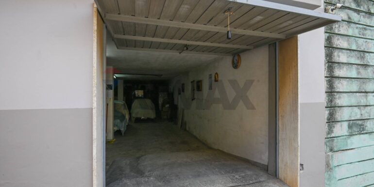 20251113213104-1000657-6