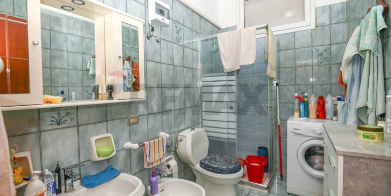 20251113213128-1000657-11