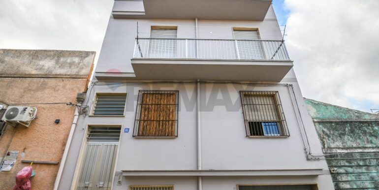 20251113213515-1000657-55