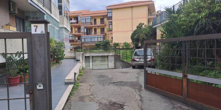 20251113213950-998466-17