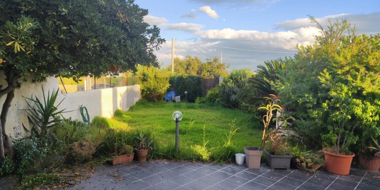 20251114125600-1000784-7