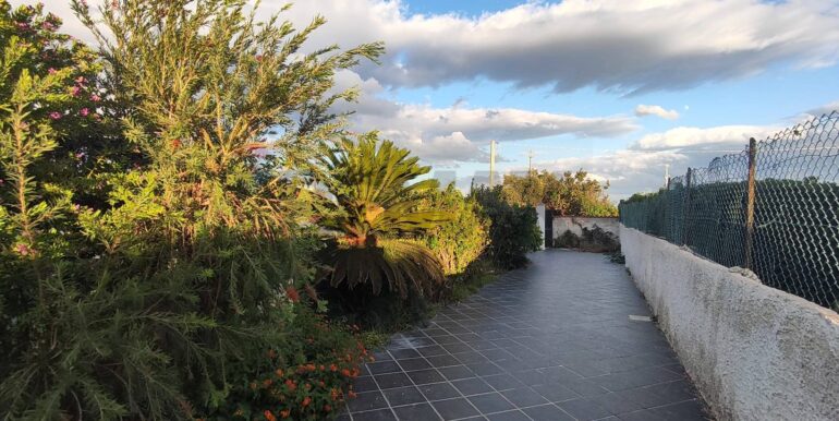 20251114125604-1000784-8