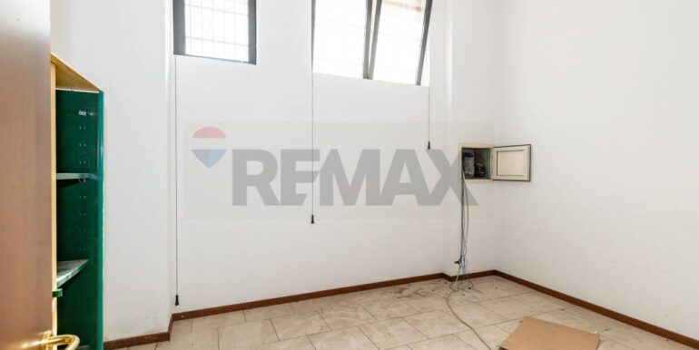 20251114174114-1000862-15