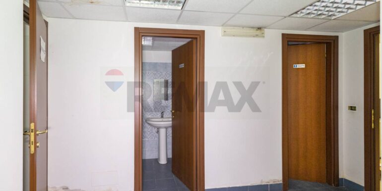 20251114174143-1000862-19