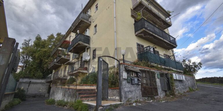 20251114182639-1000866-1