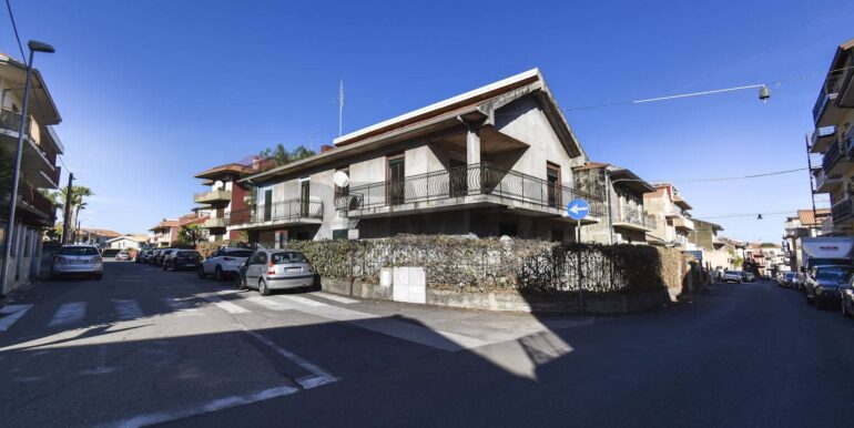 20251114183918-1000881-1