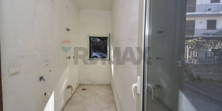 20251114183946-1000881-13