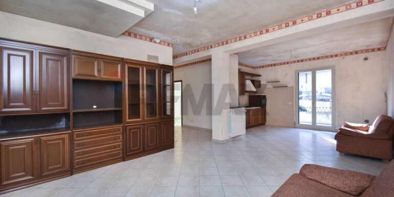 20251114183948-1000881-14