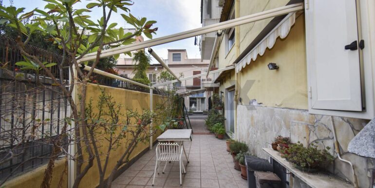 20251114185543-1000477-4