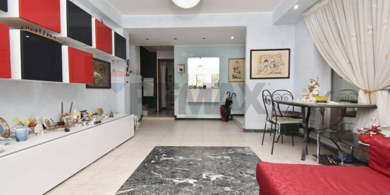 20251114185606-1000477-10