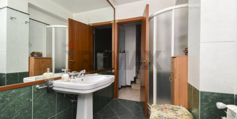 20251114185625-1000477-15