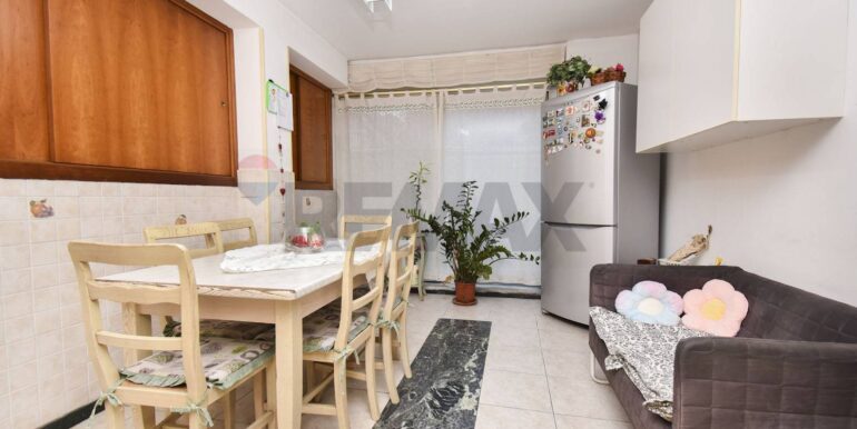 20251114185636-1000477-18