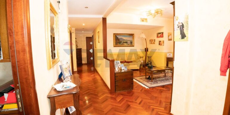 20251115185641-1000886-1