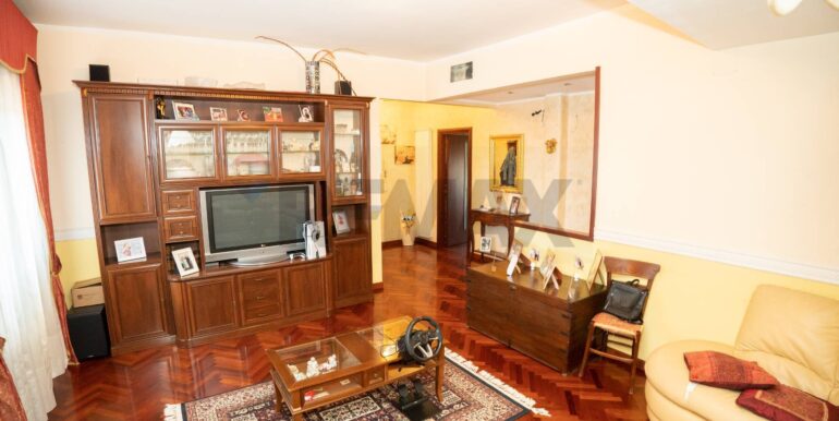 20251115185653-1000886-4