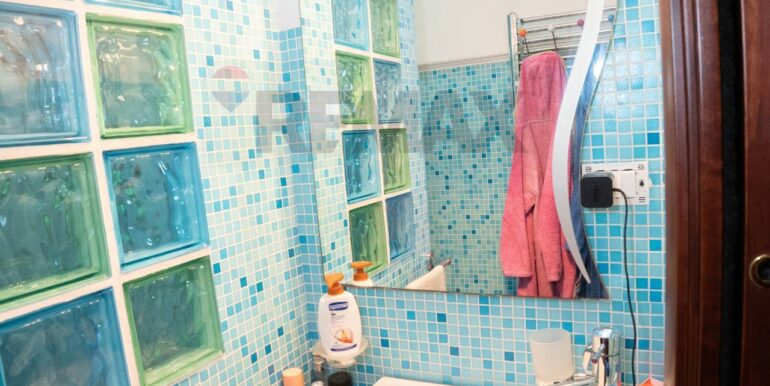 20251115185728-1000886-13