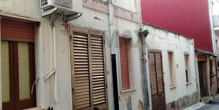 2025111691658-1000553-20