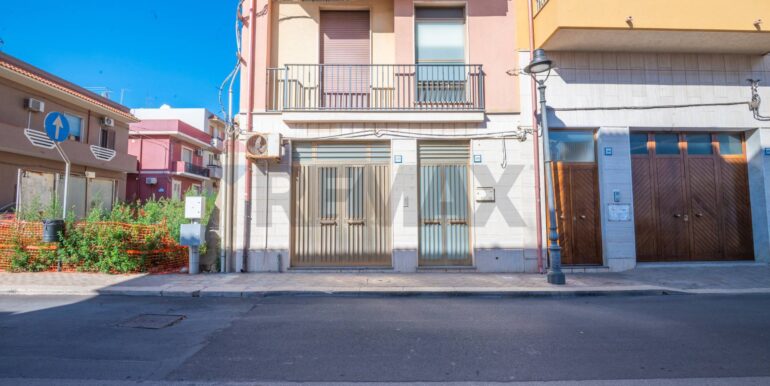 20251117100441-1000635-2