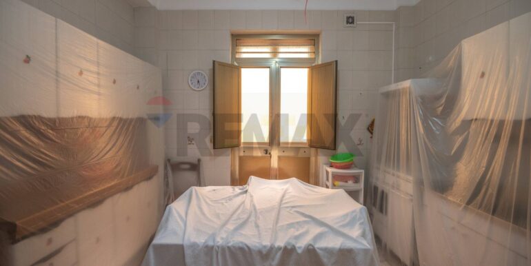 20251117100514-1000635-9