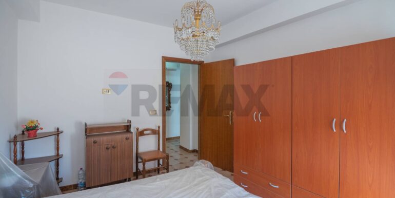 20251117100528-1000635-12