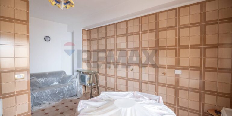 20251117100546-1000635-16