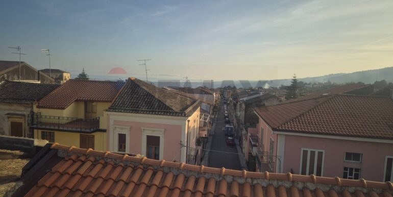 20251117104654-995352-60