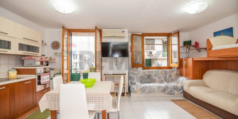 20251117161931-1001076-5