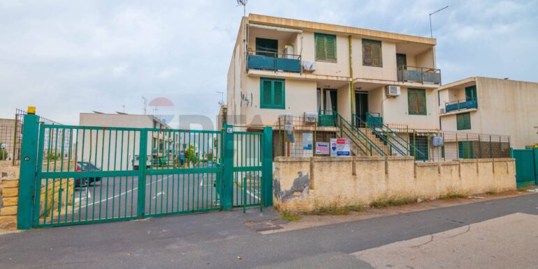 20251117161932-1001076-11