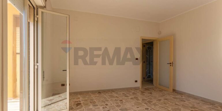 20251117171120-1001105-3