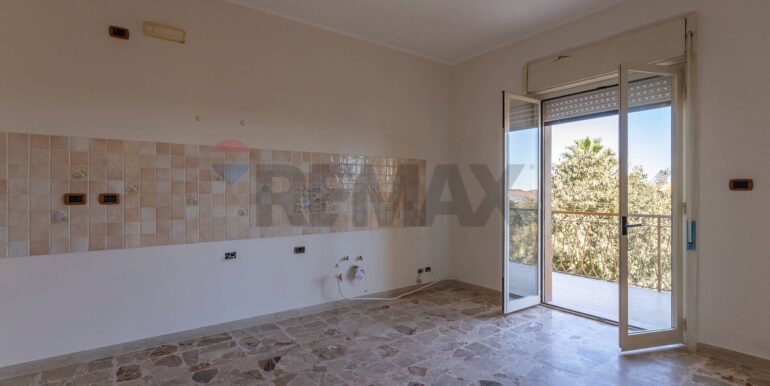 20251117171225-1001105-7