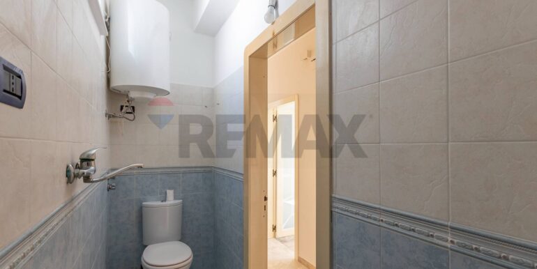 20251117171837-1001105-23